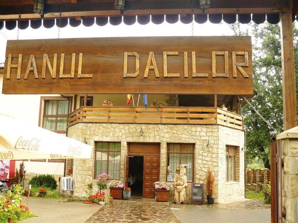 Hanul Dacilor Ιάσιο Εξωτερικό φωτογραφία